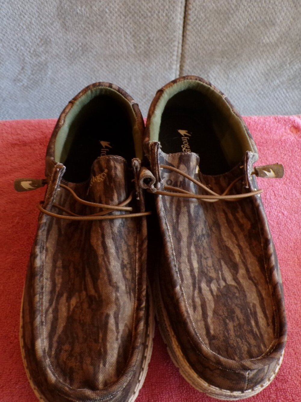 Men's Frogg Togg shoes